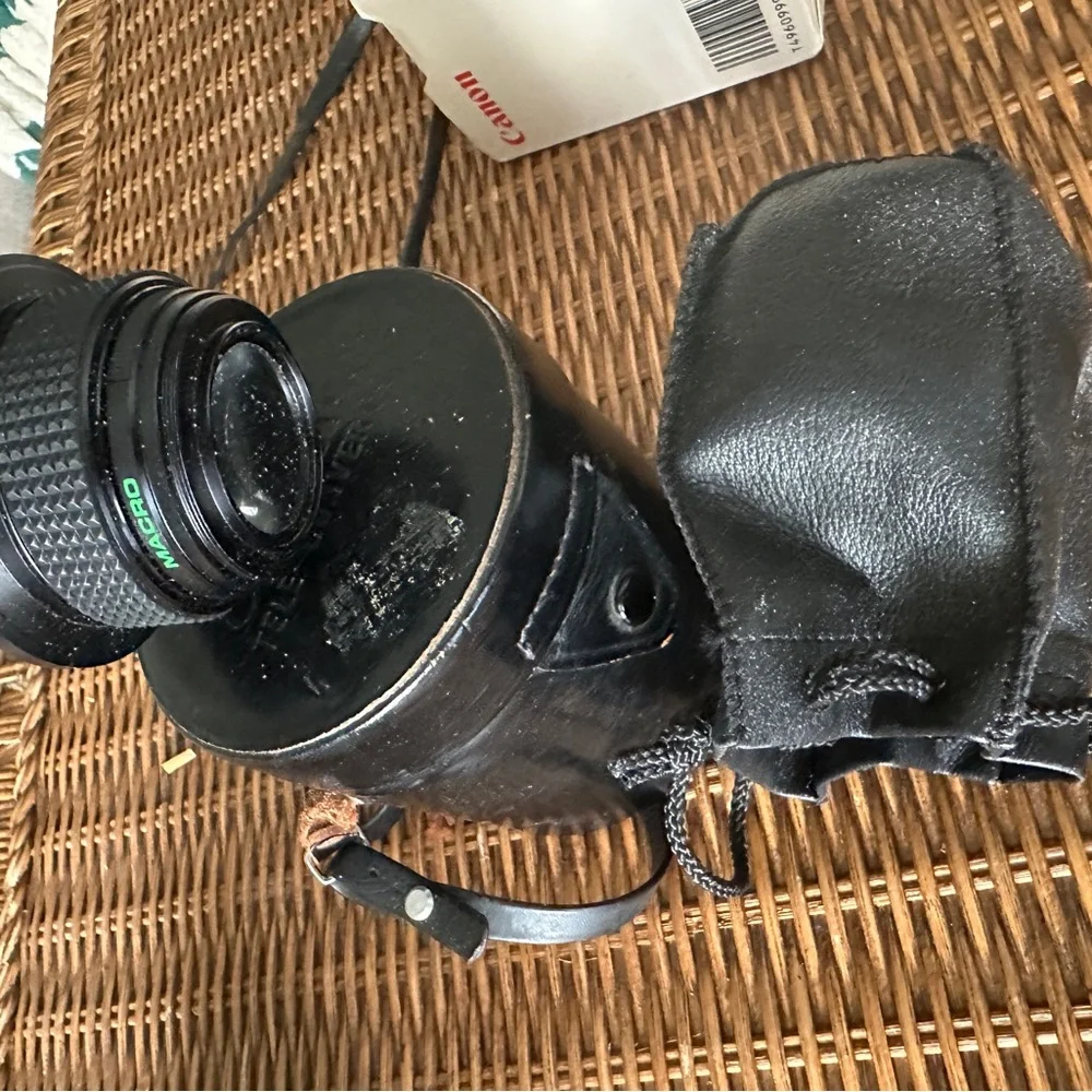 Ambico semi fish-eye 0.42x lens with vintage leather canon case